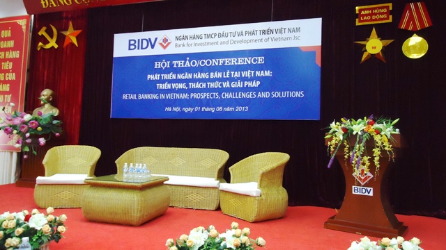 Setup không gian hội trường trước hội thảo