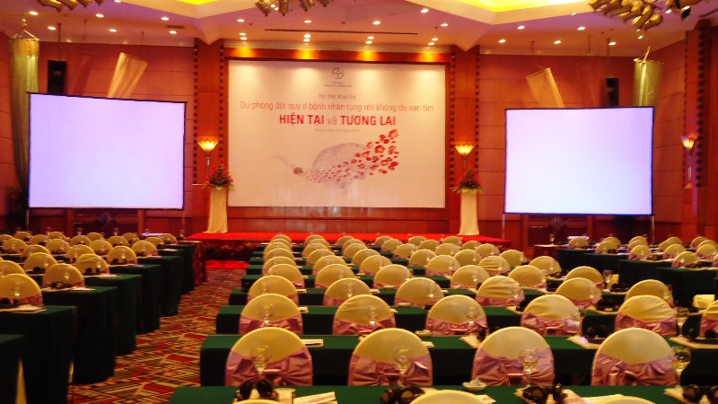 Quang cảnh phòng họp trước chương trình.